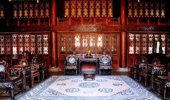 中国第一豪宅，一座恭王府，半部清代史。-yeeyi