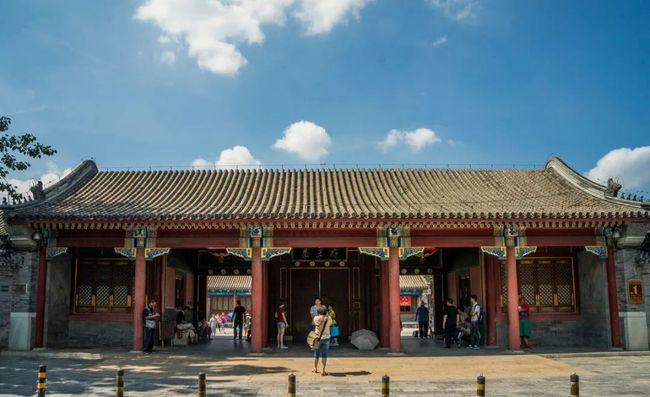 中国第一豪宅，一座恭王府，半部清代史。-yeeyi